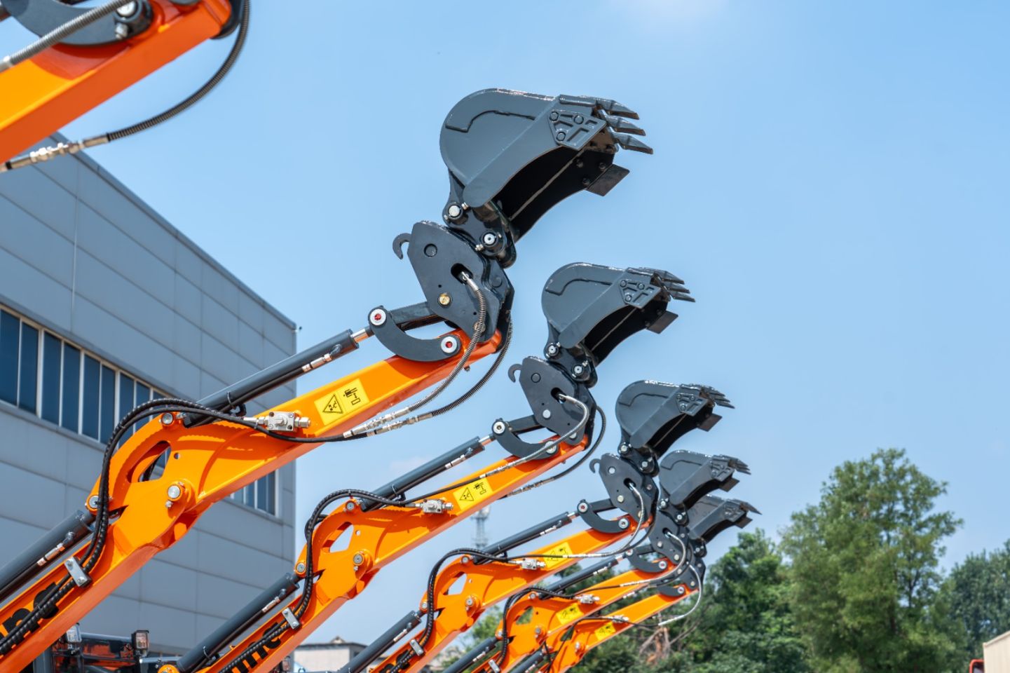 Senna Tools SA25 graafmachine 2500 kg – Kubota – 3 bakken