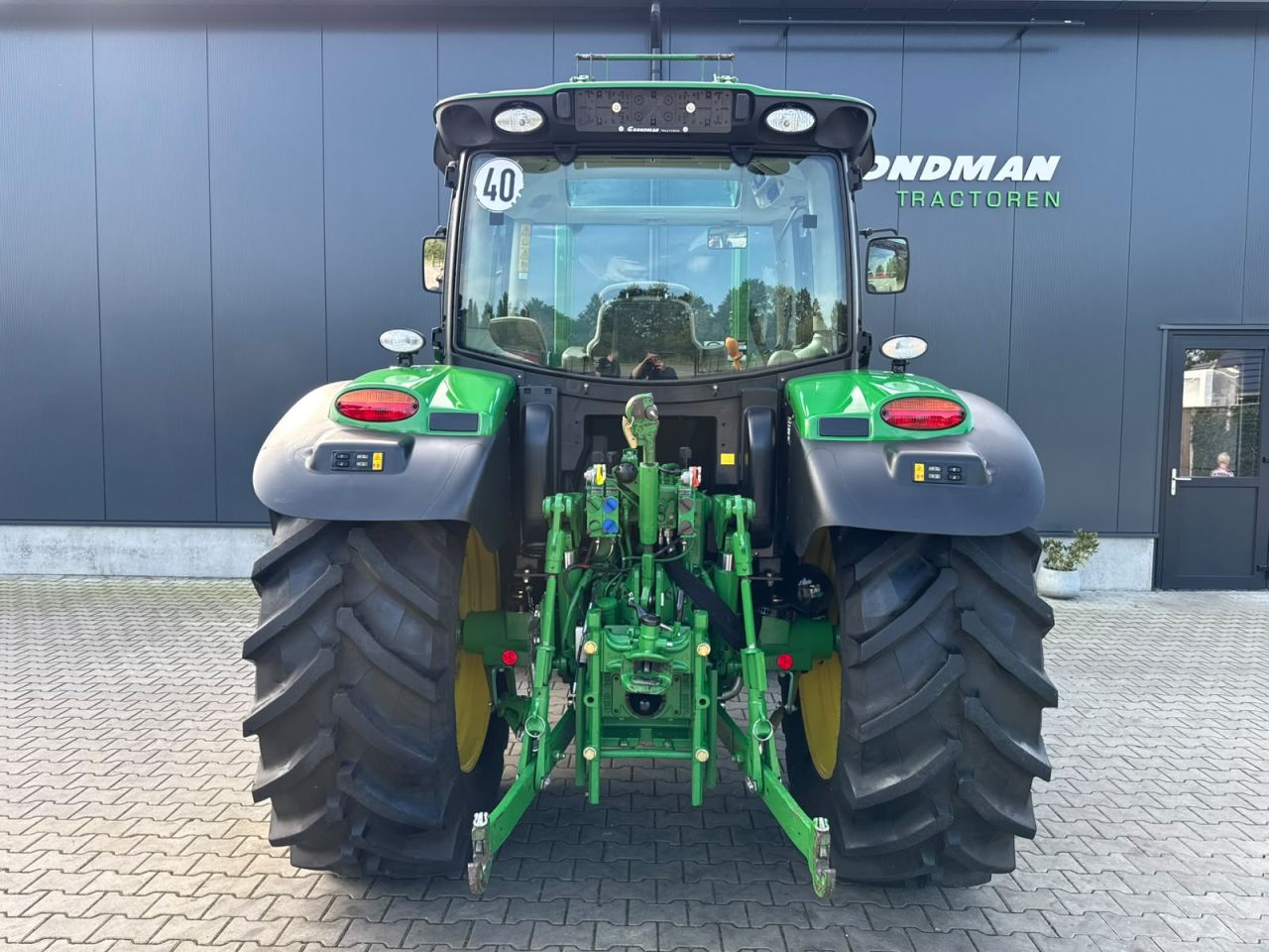 John Deere 6105R AQ