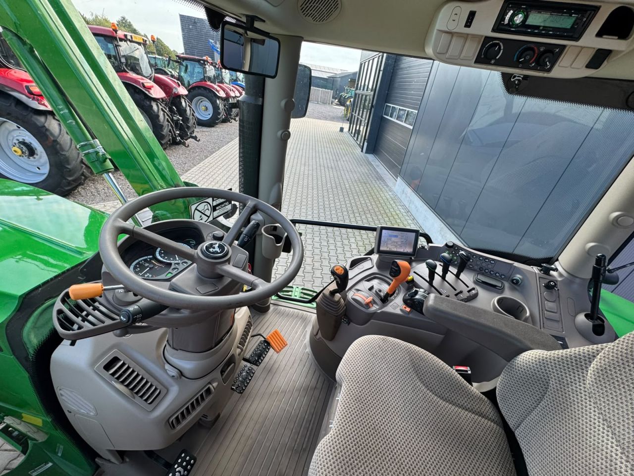 John Deere 6105R AQ