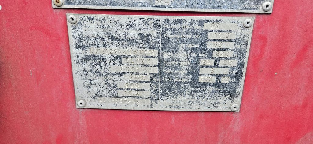 Hinowa DENKA LIFT DL 22