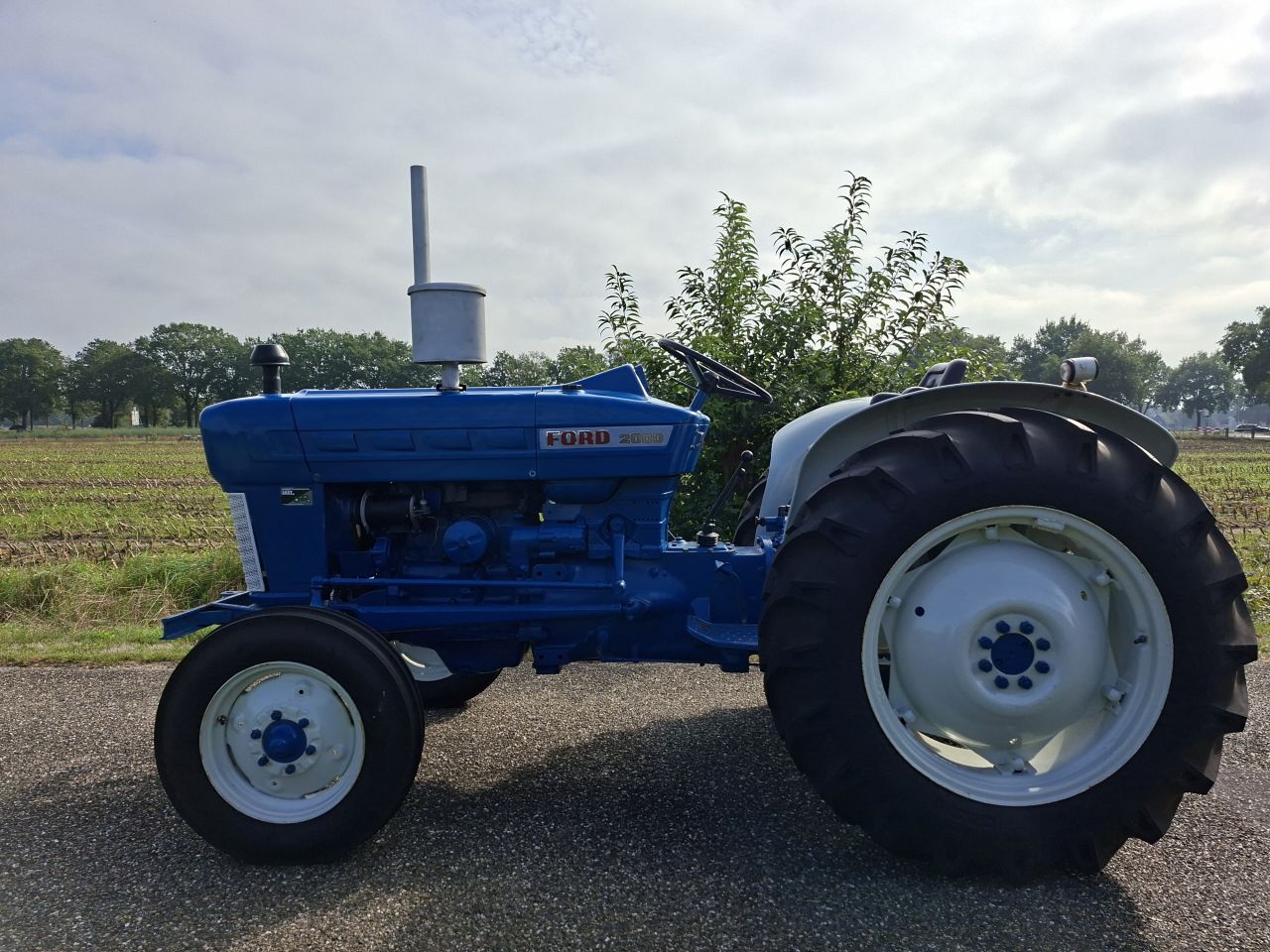 Ford 2000 | NL Kenteken | Inruil & transport