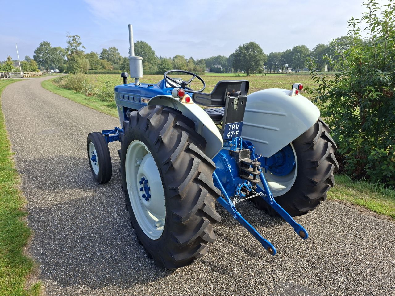 Ford 2000 | NL Kenteken | Inruil & transport