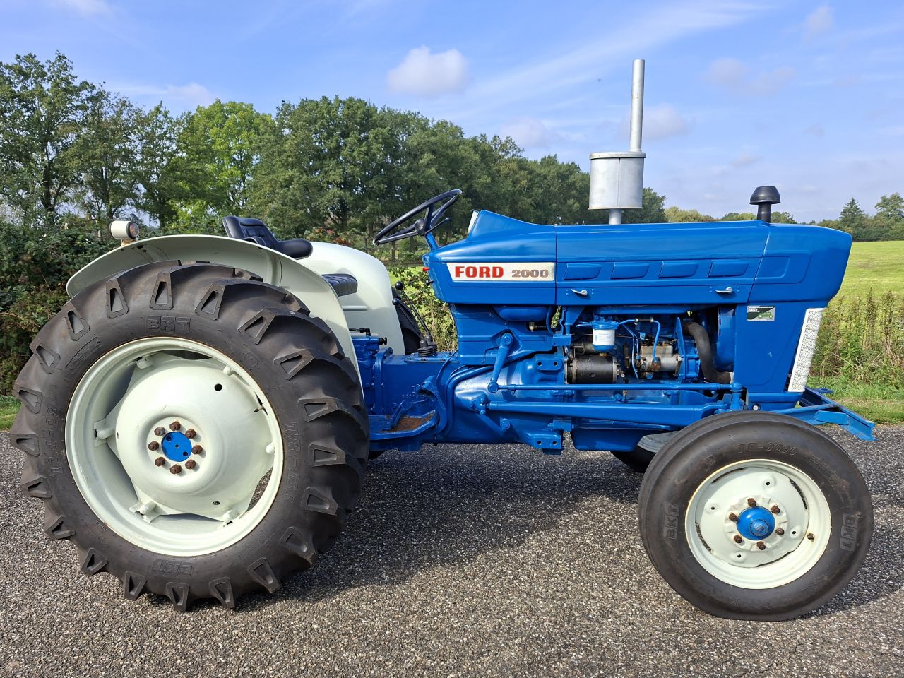 Ford 2000 | NL Kenteken | Inruil & transport