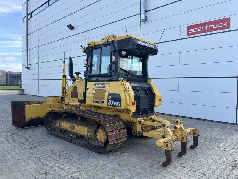 Komatsu D37PXI-24