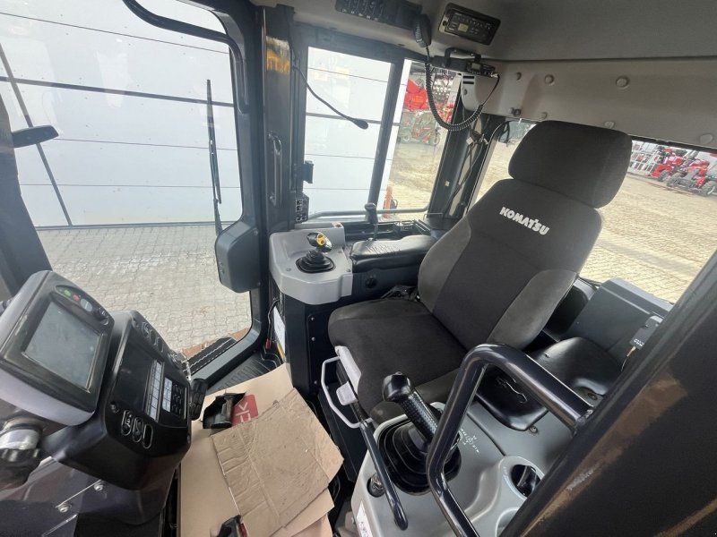 Komatsu D37PXI-24