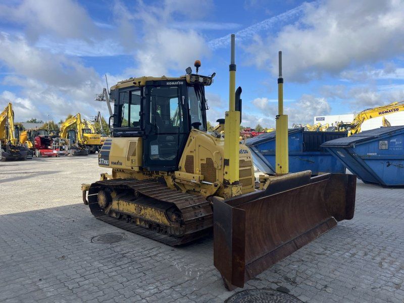 Komatsu D37PXI-24