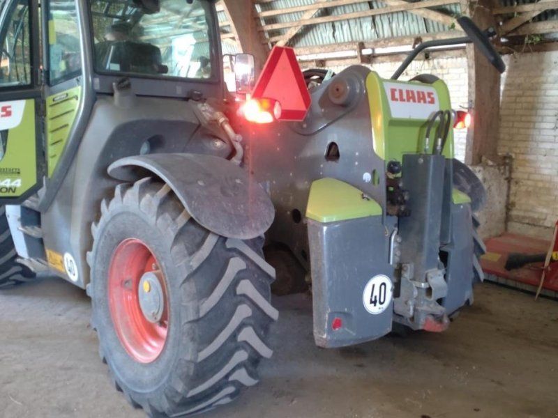 Claas SCORPION 7044