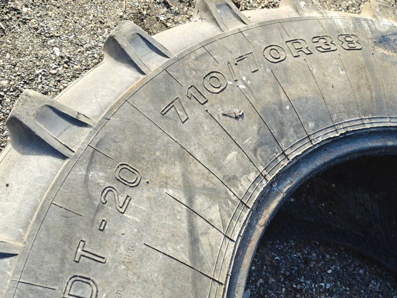 Dneproshina 710/70 R38 XXX