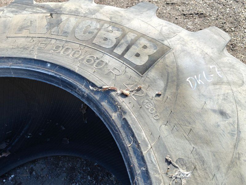 Michelin 900/60R42 XXX