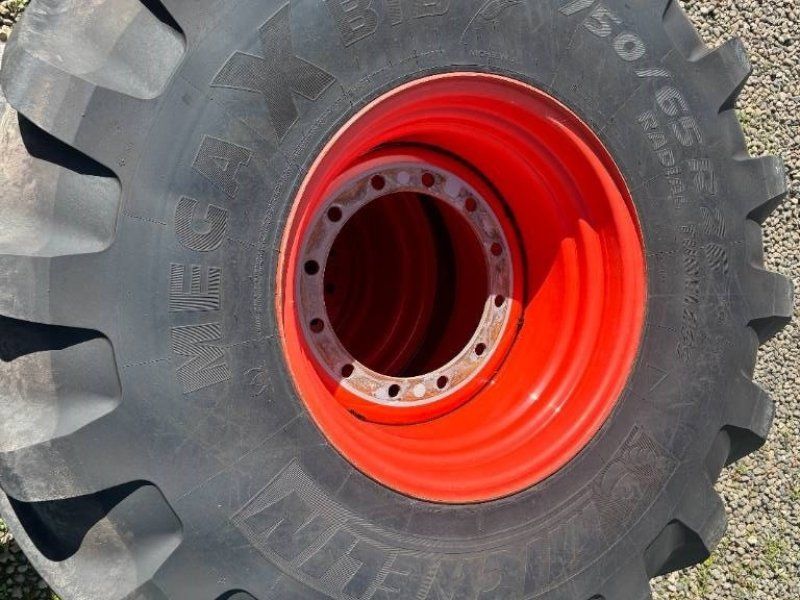 Michelin MEGAXBIB 750/65R26 Michelin MEGAXBIB 750/65R26 med fælg