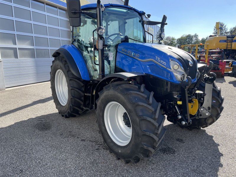 New Holland T5.100 Utility Dual Command