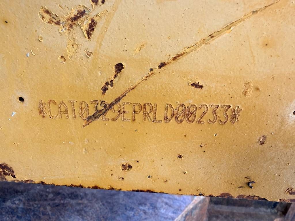 CAT 329E LN