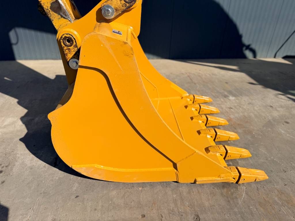 CAT 329E LN