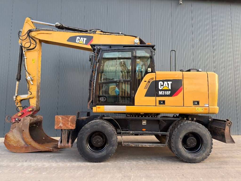 CAT M318F