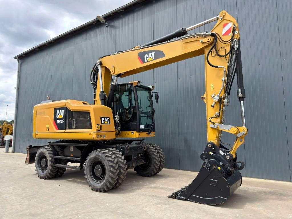 CAT M318F