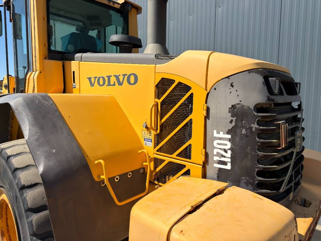 Volvo L120F