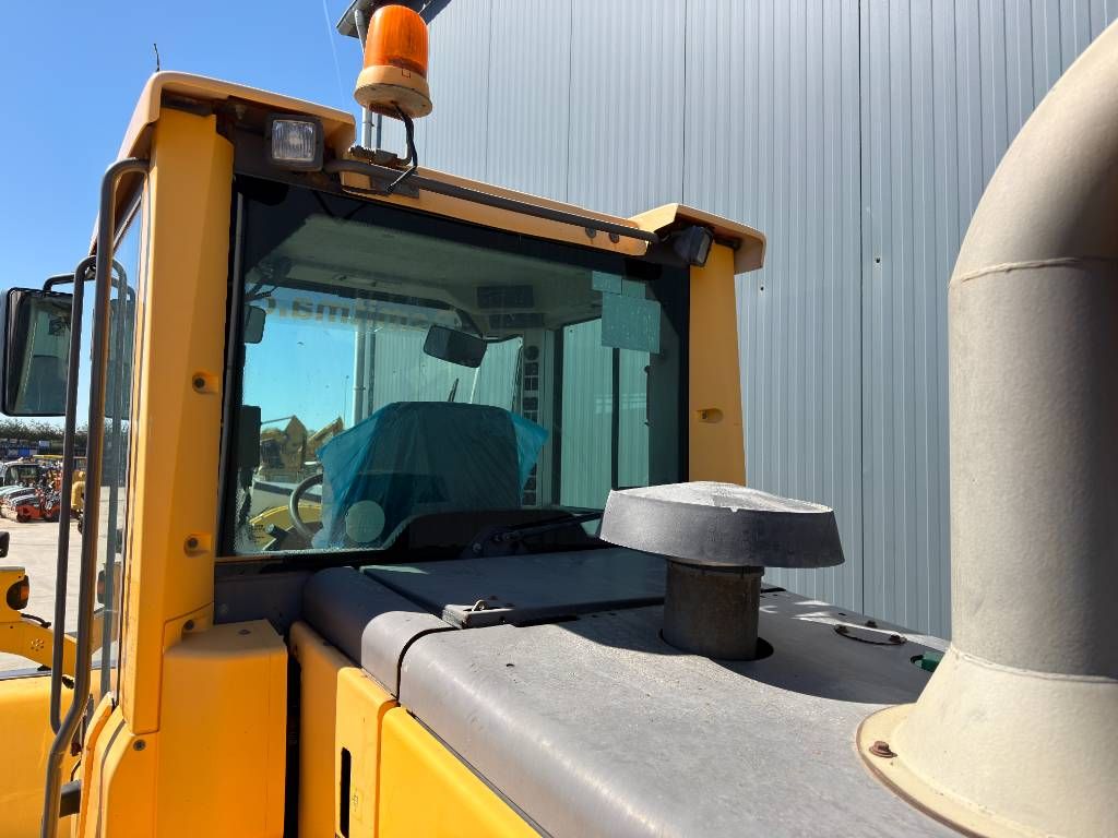 Volvo L120F