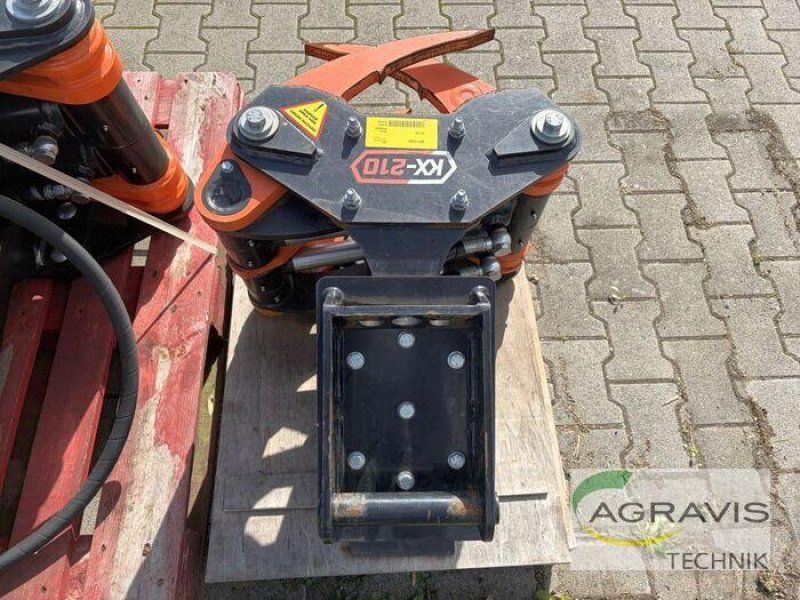 KX210