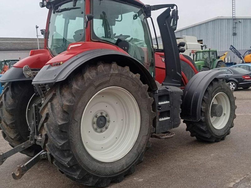 Valtra T194