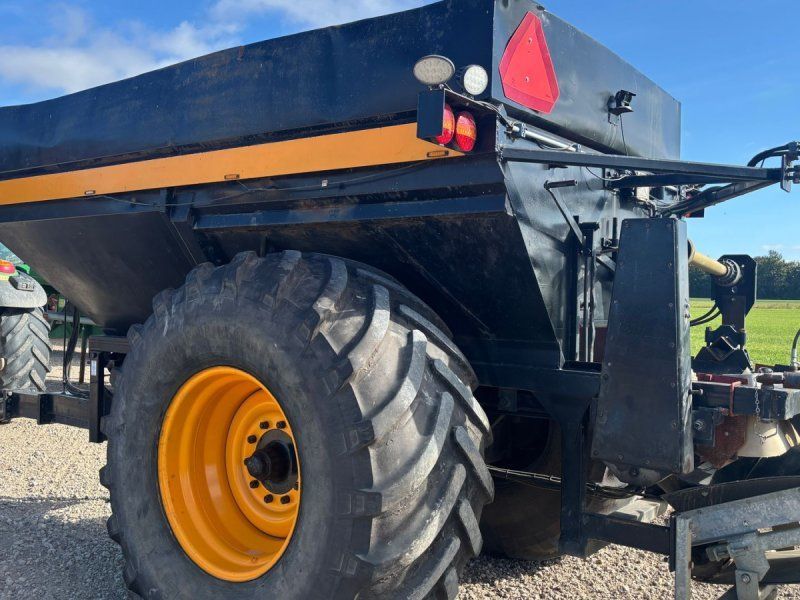 Bredal K45 med hydraulisk bånd