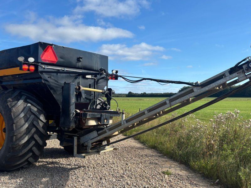 Bredal K45 med hydraulisk bånd