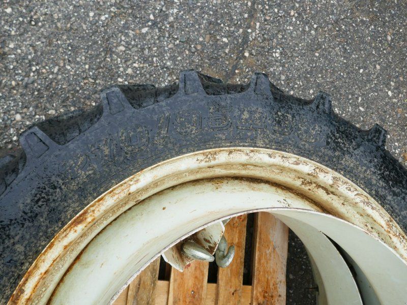 Trinker 270/95R38