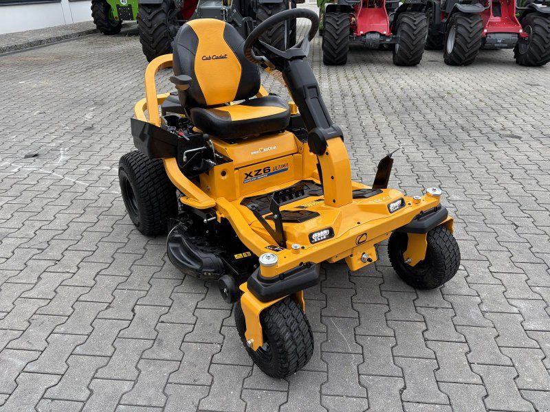 Cub Cadet XZ6 Ultima 117cm 23PS Motor