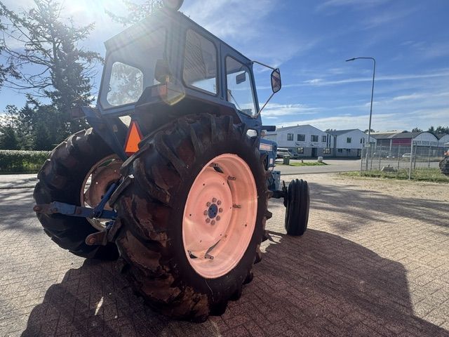 Ford 7000 met 5400 originele uren