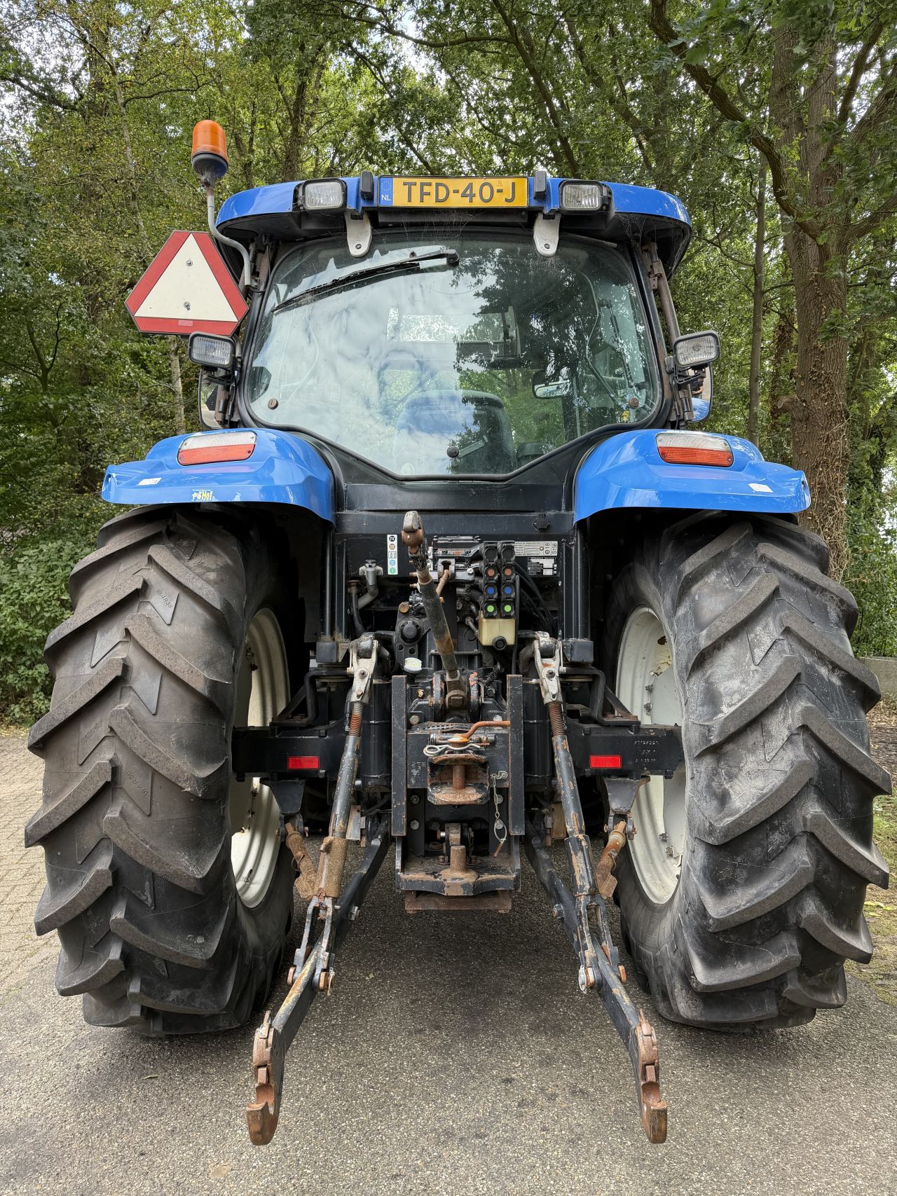 New Holland TS100A Plus