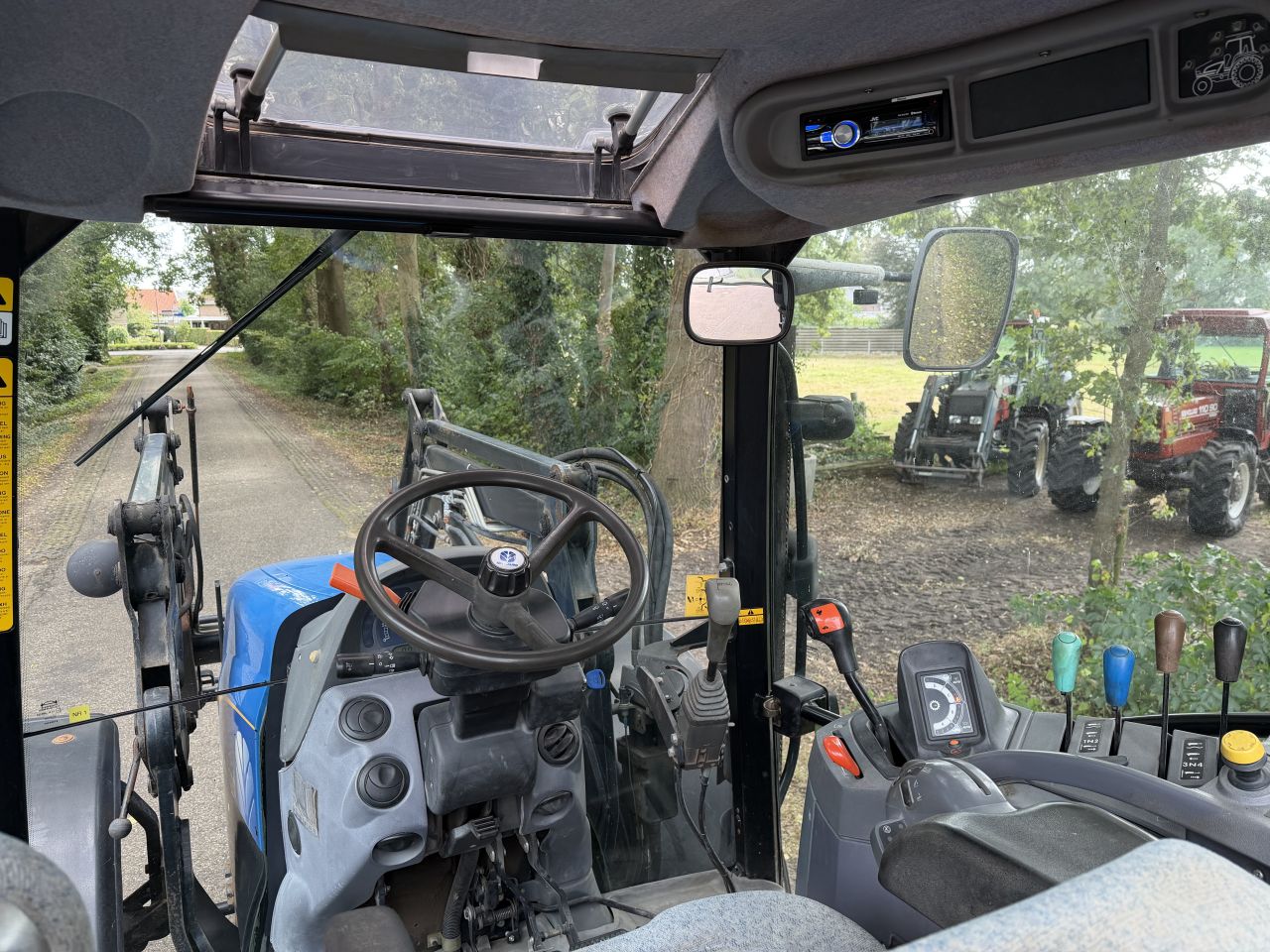New Holland TS100A Plus