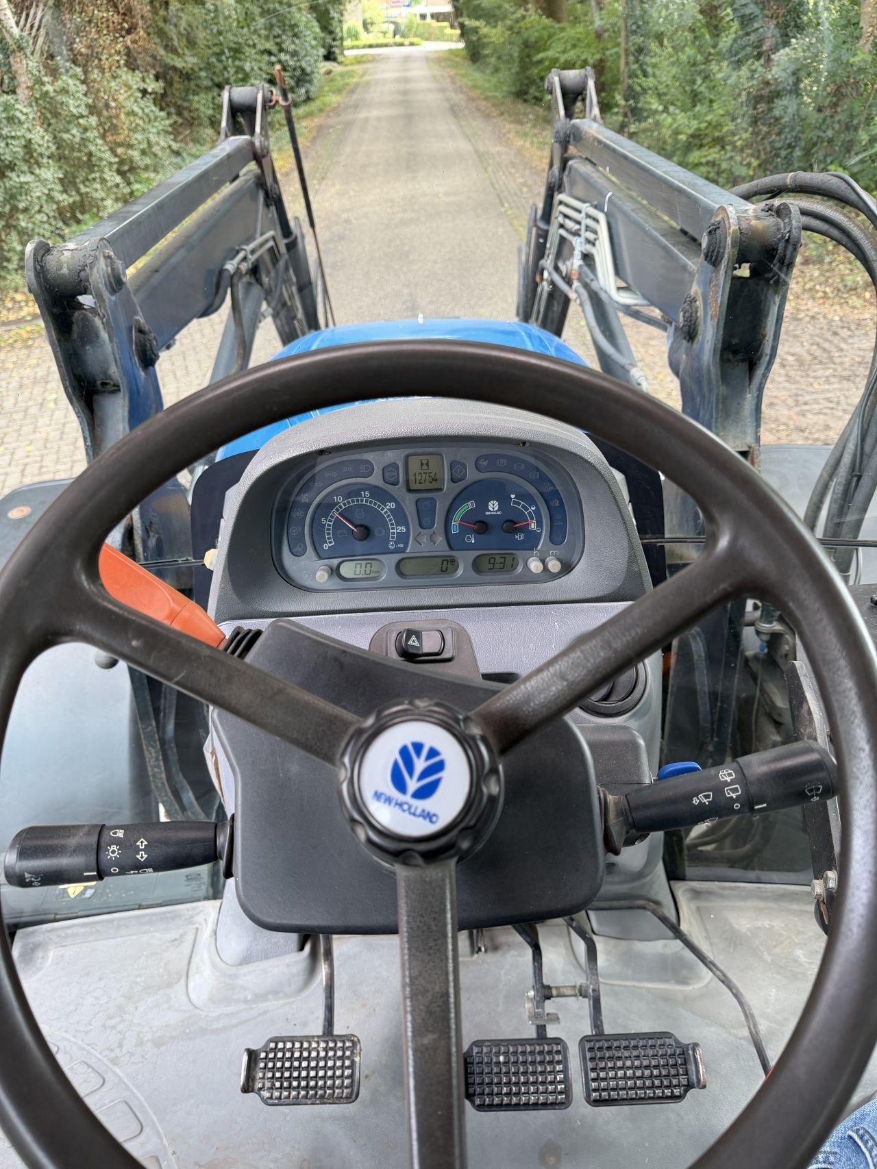 New Holland TS100A Plus