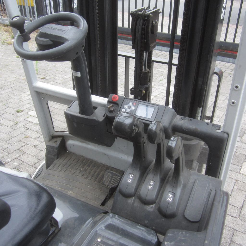 Unicarriers L18Q, elek., triplomast, side shift.