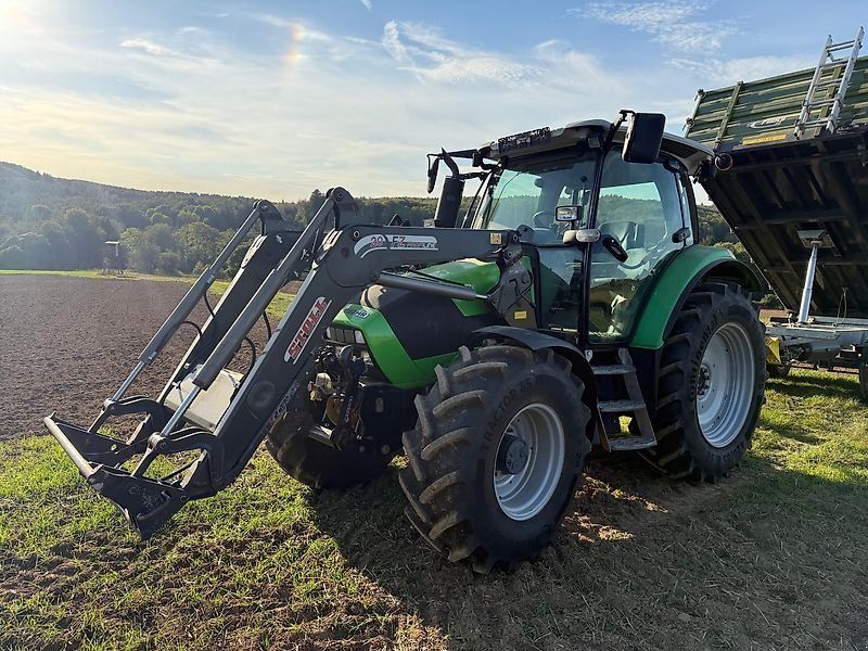 Deutz-Fahr K410 mit Frontlader