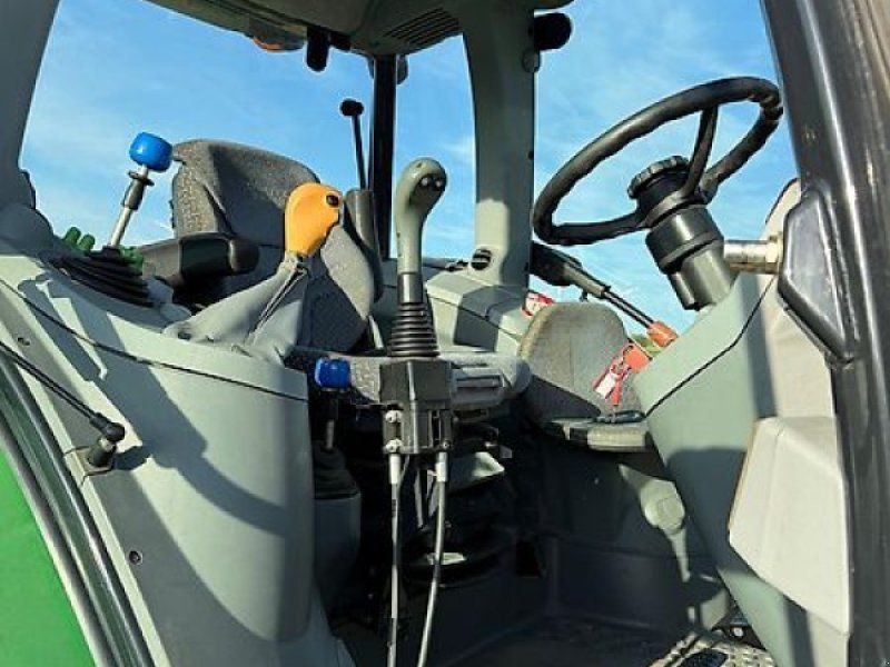 Deutz-Fahr K410 mit Frontlader
