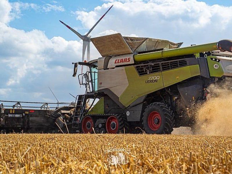 Claas Lion 7700 TT *V930*