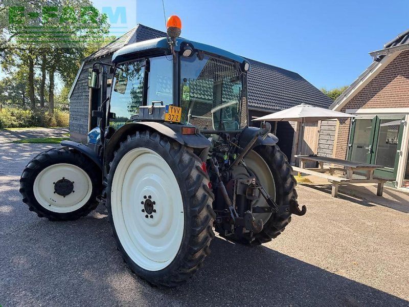 New Holland tn75