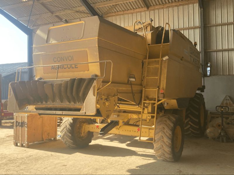 New Holland TX 67 FS