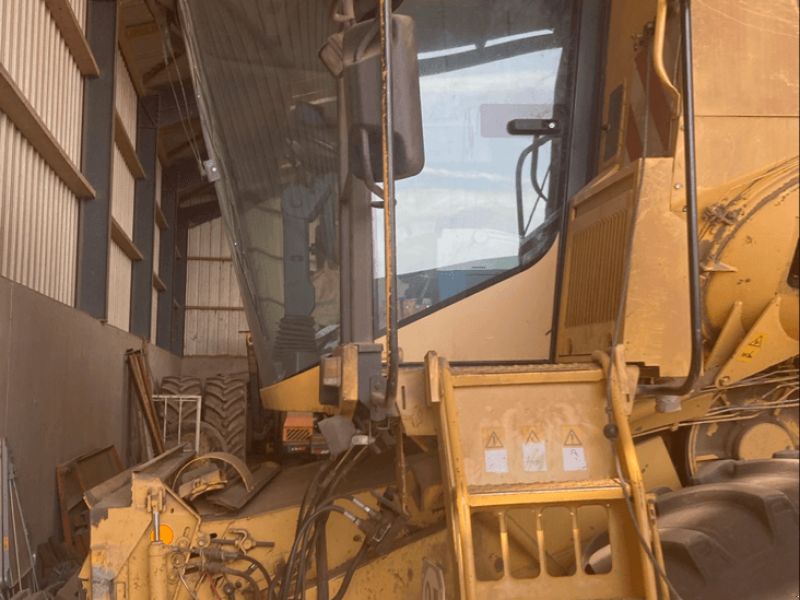 New Holland TX 67 FS