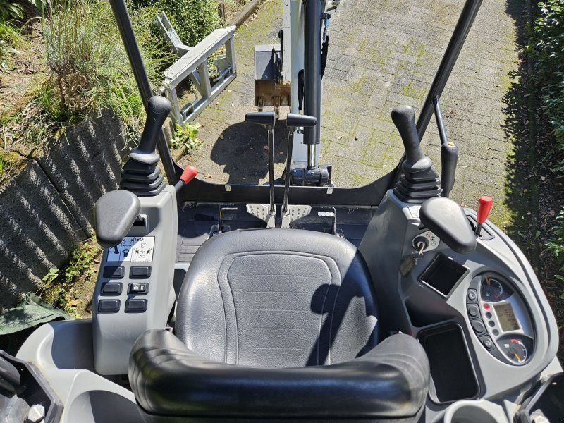 Bobcat E17z
