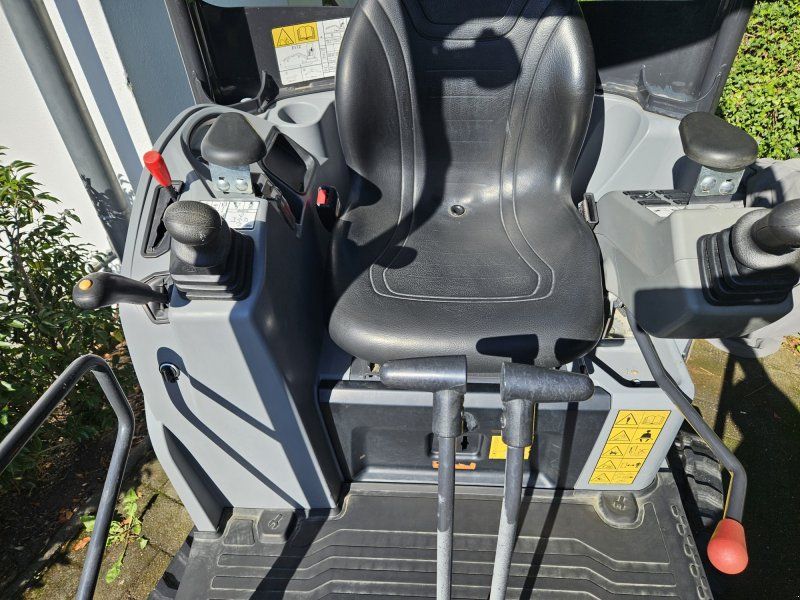 Bobcat E17z