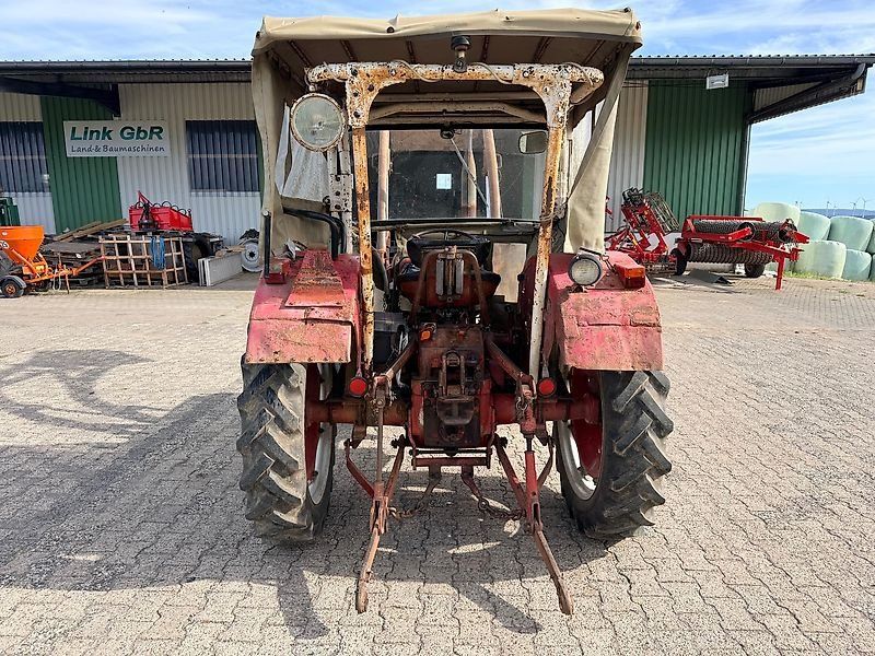 Case IH 423 mit Frontlader