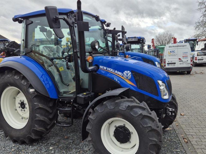 New Holland T 4.75S CAB 4WD Powershuttle Klima