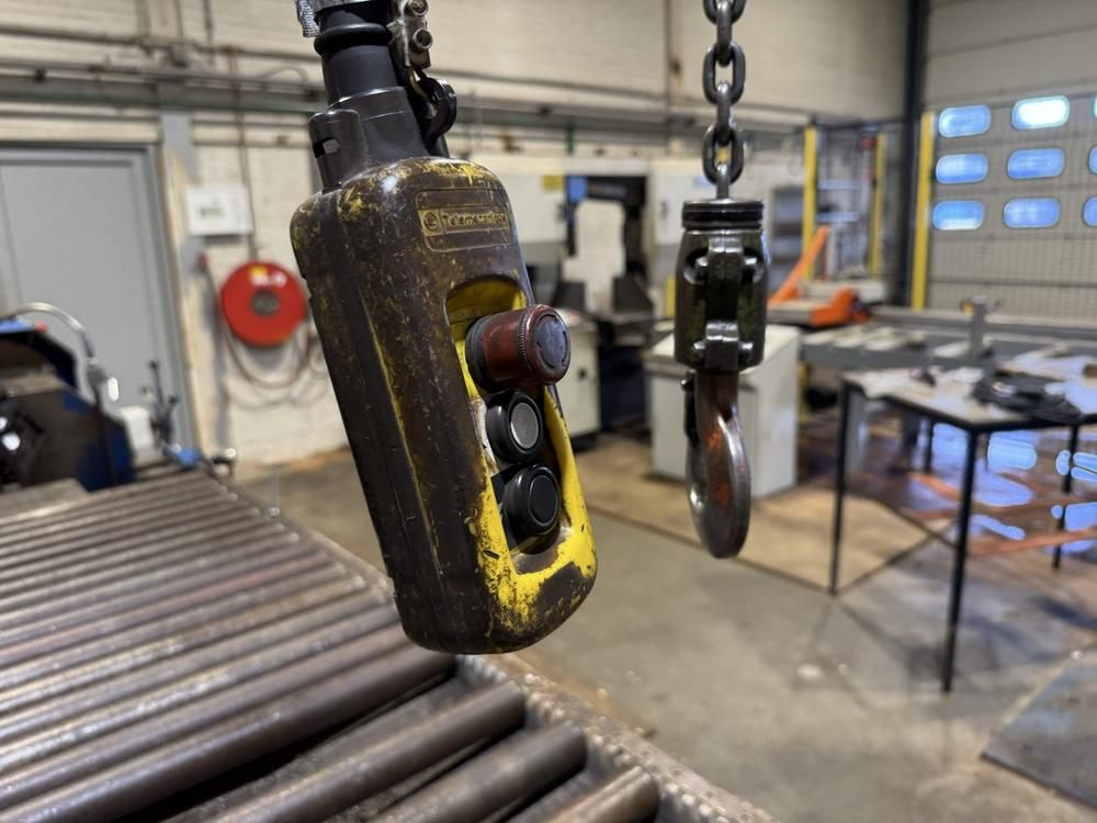 Overhead Cranes