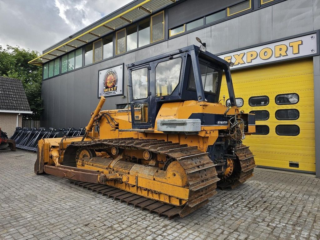 Komatsu D65P-6 WE1771