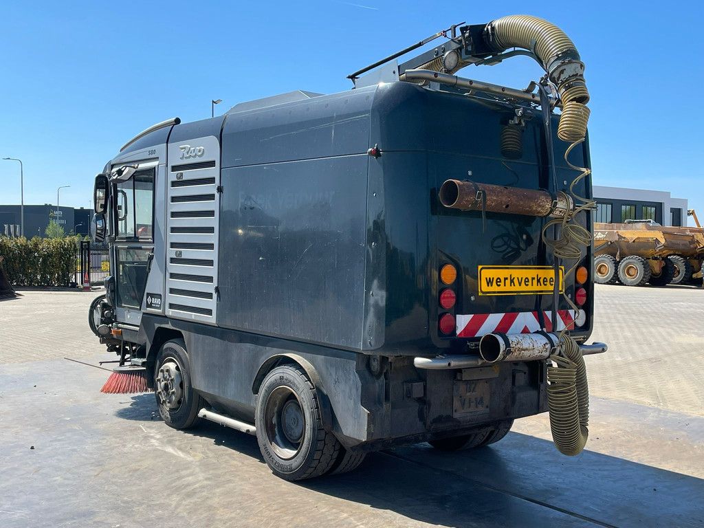 Ravo Ravo 560 sweeper 3th brush / vacuumtruck (BZ-VJ-14) Ravo 560 sweeper 3th brush / vacuumtruck (BZ-VJ-14)