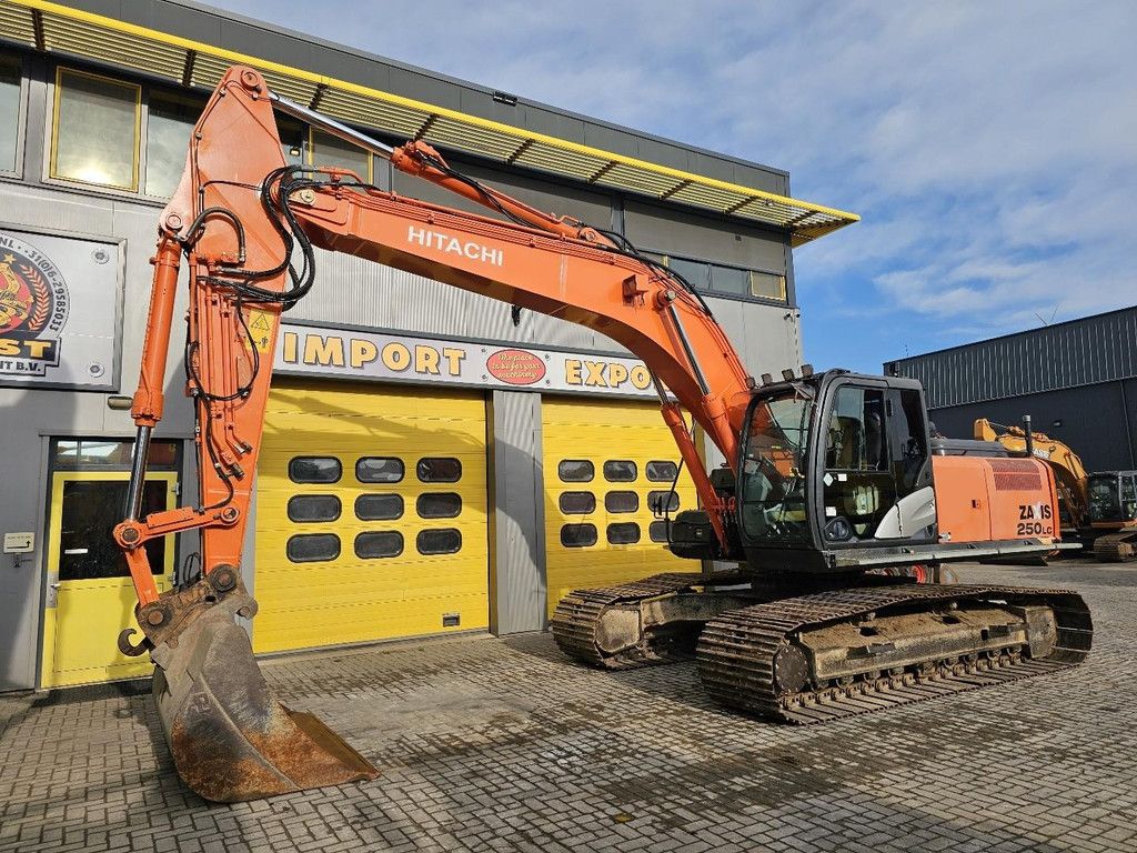 Hitachi ZX250LC-5B WE1781