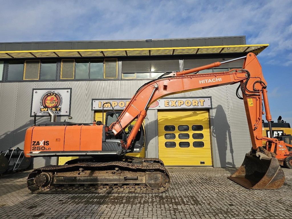 Hitachi ZX250LC-5B WE1781