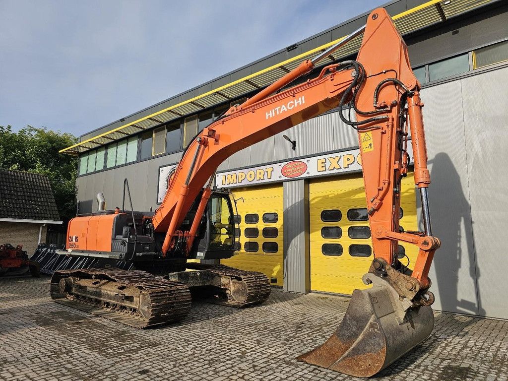 Hitachi ZX250LC-5B WE1781