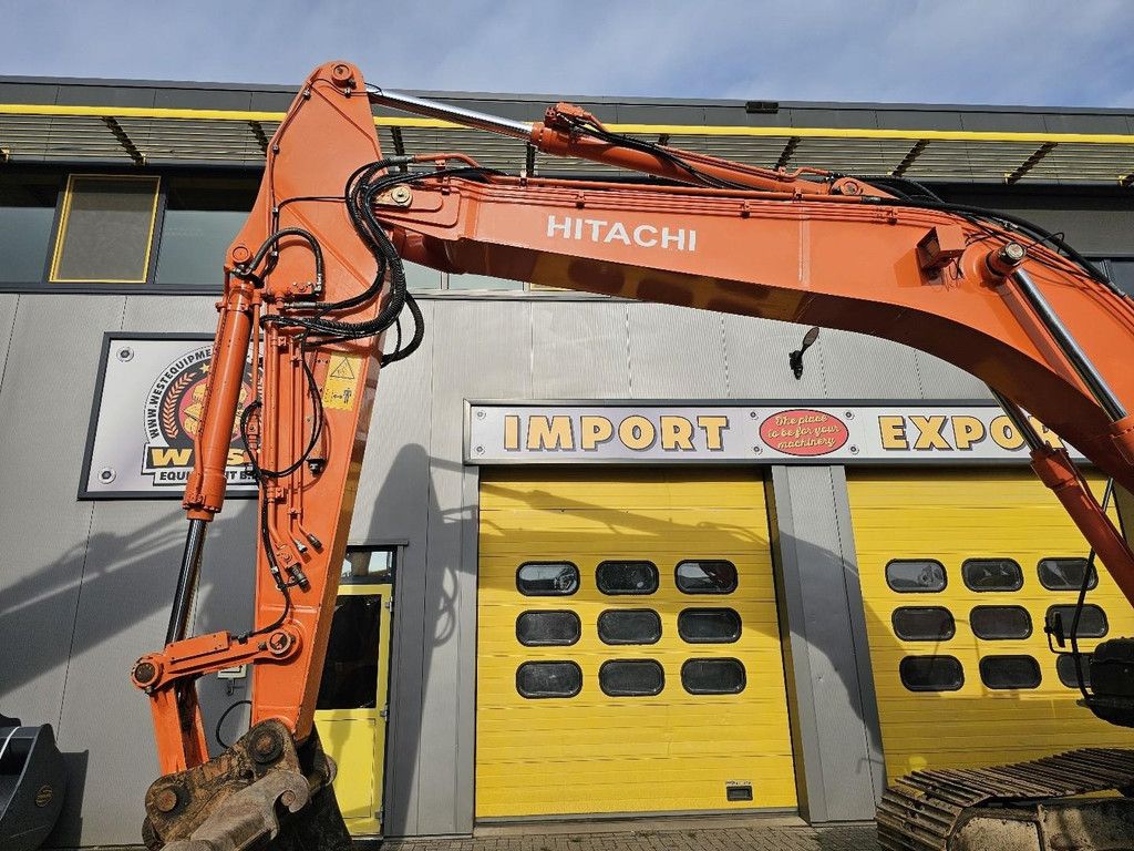 Hitachi ZX250LC-5B WE1781