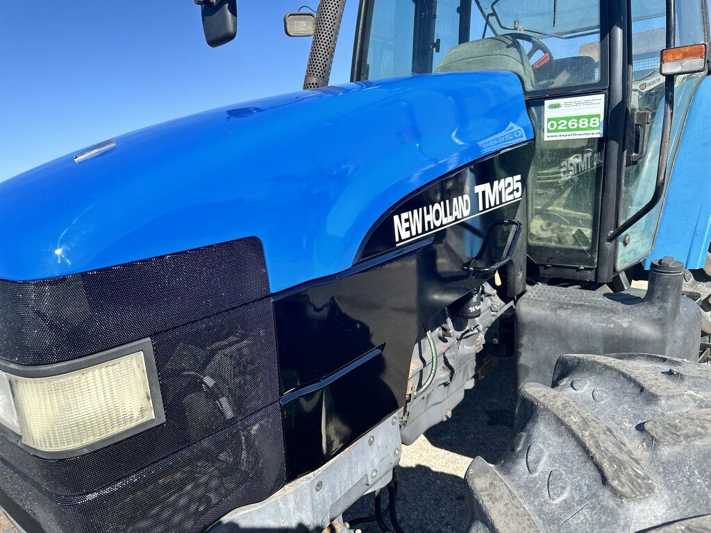 New Holland TM 125